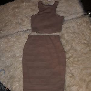Extra Small 2pc. Crop Top &  Pencil Skirt Set